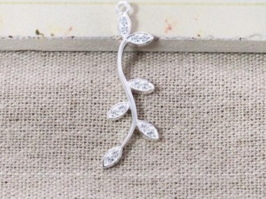 925 Sterling Silver Cubic Zirconia Leaf Branch Pendant 12x32 mm.