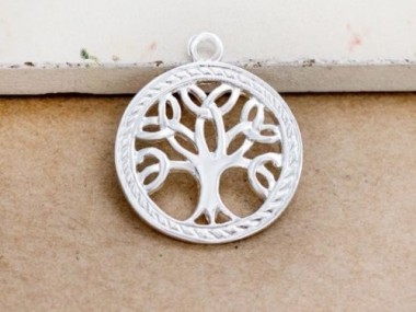 1 of 925 Sterling Silver Celtic Tree of Life Pendant 20 mm. Polish Finished