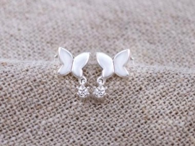 925 Sterling Silver Cubic Zirconia Butterfly Stud Earrings 5x6 mm.