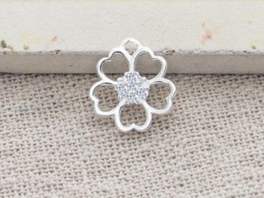 925 Sterling Silver Cubic Zirconia Flower Charm 11.5mm.