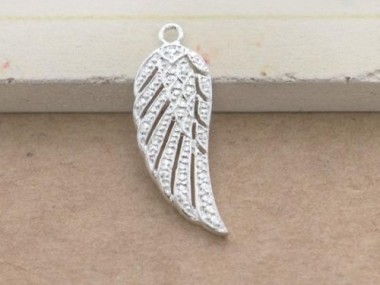 925 Sterling Silver Angel Wing Pendant 8x22 mm.