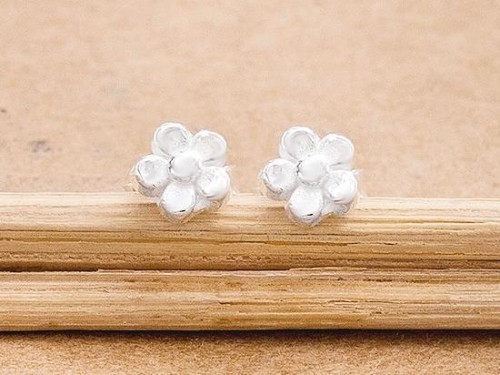 1 pair of 925 Sterling Silver Flower Stud Earrings 5mm.