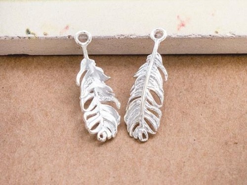 4 of 925 Sterling Silver Feather Charms 7x20 mm.