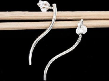 925 Sterling Silver Thin Tube Earrings 1x26mm.