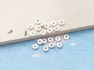 Karen Hill Tribe Silver Circle Disc Spacer Beads 4.5x1.6 mm.