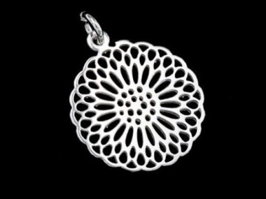 925 Sterling Silver Filigree Disc Pendant 19mm.