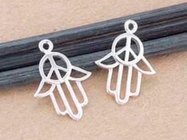 925 Sterling Silver Hand Of Fatima Charms 12x14mm.