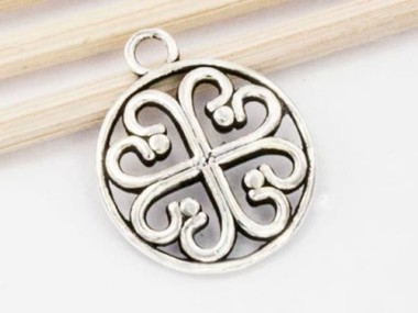 925 Sterling Silver Celtic Heart, Clover Charm 13.5mm.