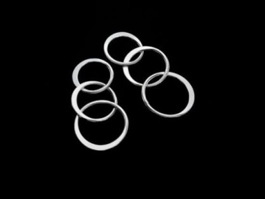 925 Sterling Silver Three-Link Circle Rings Charms, Connectors 22x13 mm.