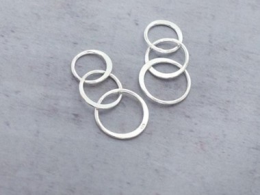 925 Sterling Silver Three-Link Circle Rings Charms, Connectors 22x13 mm.