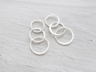 925 Sterling Silver Three-Link Circle Rings Charms, Connectors 22x13 mm.