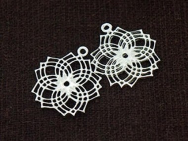 925 Sterling Silver Filigree Flower Pendants 19 mm.