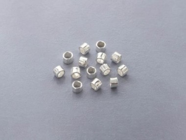 Karen Hill Tribe Silver Plain Ring Beads 4x3mm.