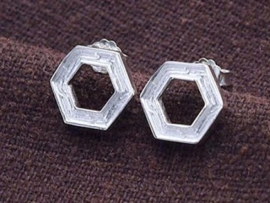 925 Sterling Silver Textured Hexagon Stud Earrings 10mm.