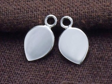 925 Sterling Silver Leaf Disc Tag Charms 7x10mm.