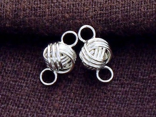 4 of 925 Sterling Silver Love Knot Links, Connectors 6x9mm. Polish Finished.