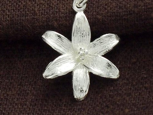 1 of 925 Sterling Silver Lily Flower Pendant 17mm. Polish Finished