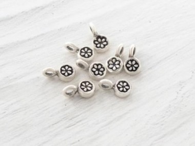 Karen Hill Tribe Silver Daisy Imprint Charms 5 mm.