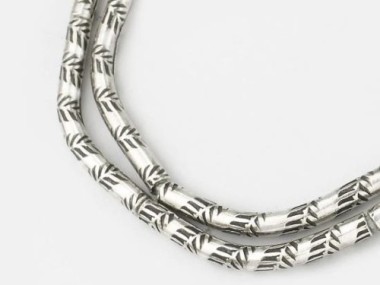 Karen Hill Tribe Silver Leaf Imprint Curve Beads 2.2x21 mm.