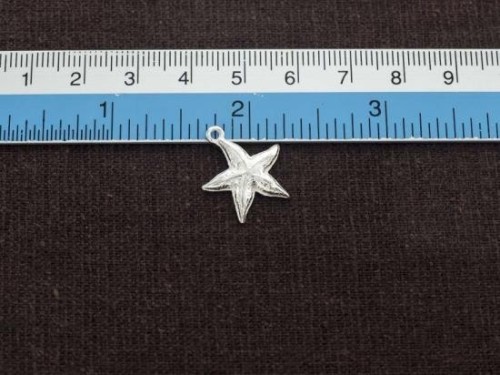 1 of 925 Sterling Silver Starfish Pendant 16mm.