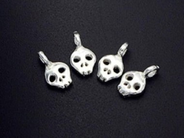 925 Sterling Silver Skull Charms 4.7x5.8mm.