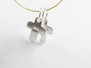 925 Sterling Silver Cross Charms 8x9.5mm.