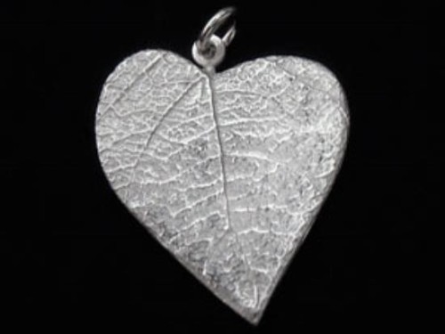 1 of 925 Sterling Silver Leaf Pendant 20x22mm.