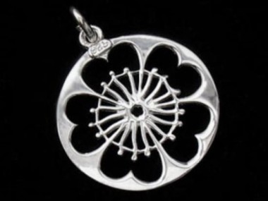 925 Sterling Silver Disc with Flower Cutout Charm 19 mm.P