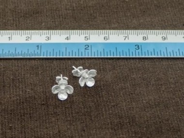 925 Sterling Silver Flower Stud Earrings 11mm.