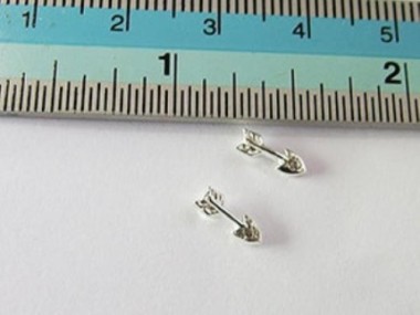 925 Sterling Silver Tiny Arrow Stud Earrings 3x8mm.,