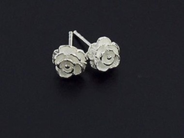 925 Sterling Silver Rose Stud Earrings 6.5mm.