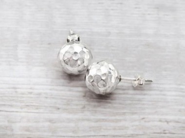 Karen Hill Tribe Silver Hammered Round Stud Earrings 10mm.