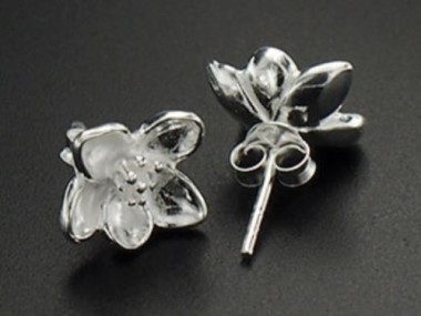 925 Sterling Silver Orchid Stud Earrings 6.5mm.