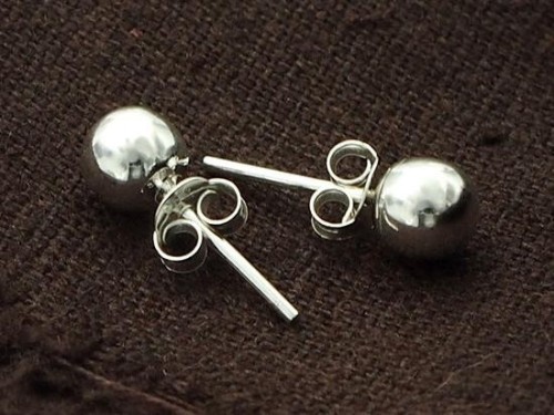 1 pair of 925 Sterling Silver Round Stud Earrings 6mm. , Polish Finished , minimalist earrings