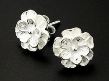 925 Sterling Silver Flower Stud Earrings 11mm.