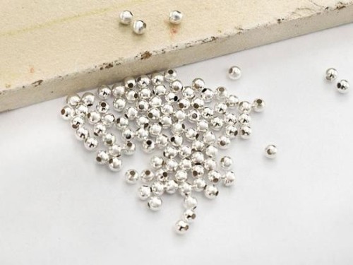 100 of 925 Sterling Silver Seed Beads 2 mm.