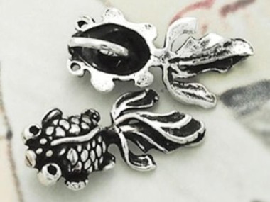 925 Sterling Silver Goldfish Charms 7x16 mm.