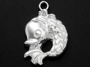 925 Sterling Silver Fish Pendant 11.5x15mm.