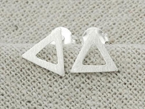 1 pair of 925 Sterling Silver Brushed Triangle Stud Earrings , minimalist earrings