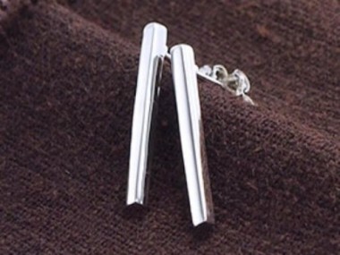 925 Sterling Silver Rectangle Stick Stud Earrings 2x20mm.,