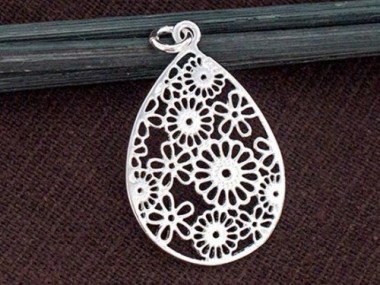 925 Sterling Silver Filigree Flower Drop Pendant 19x25 mm.