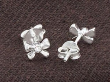 925 Sterling Silver Tiny Bow Stud Earrings 4.5x6.5mm.,