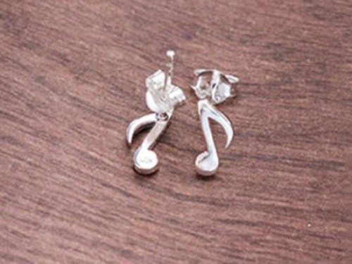 1 pair of 925 Sterling Silver Music Note Stud Earrings 4x9mm., Polish finish