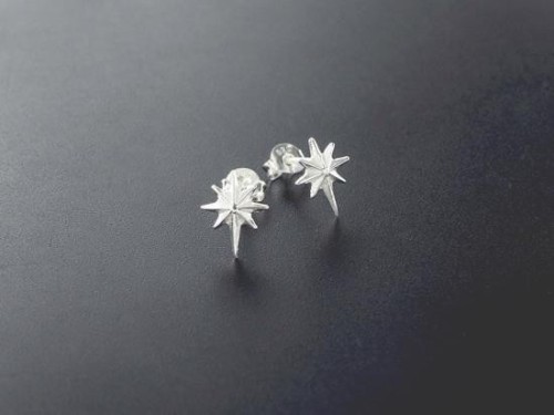 1 pair of 925 Sterling Silver Star Stud Earrings 8.5x11mm.