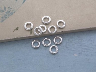 Karen Hill Tribe Silver Hammer Closed Jump Rings 7mm.