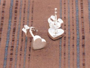 925 Sterling Silver Heart Stud Earrings 6 mm.