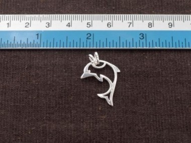 925 Sterling Silver Dolphin Pendant 17x24mm.