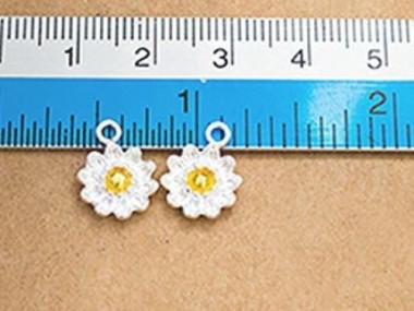 925 Sterling Silver Flower Charms, Gold plated pollen 10mm.