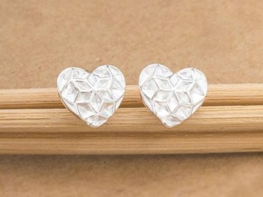 925 Sterling Silver Heart Stud Earrings 8x8.5 mm.