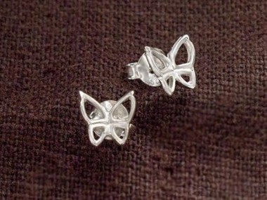 925 Sterling Silver small Butterfly Stud Earrings 6mm.